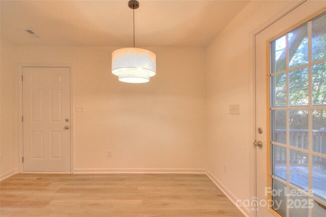 Building Photo - 205 N Church St