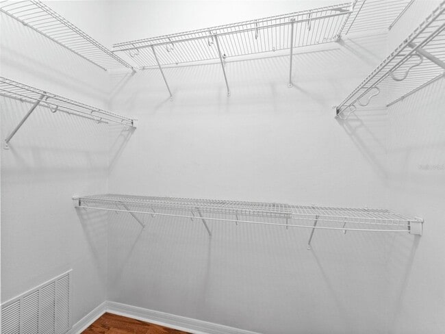 Building Photo - 6222 Hadley Commons Dr