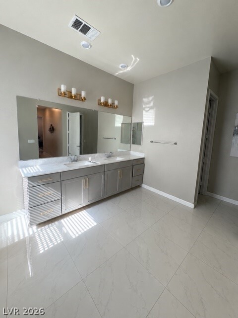 Building Photo - 2901 Calzado Manor Ave