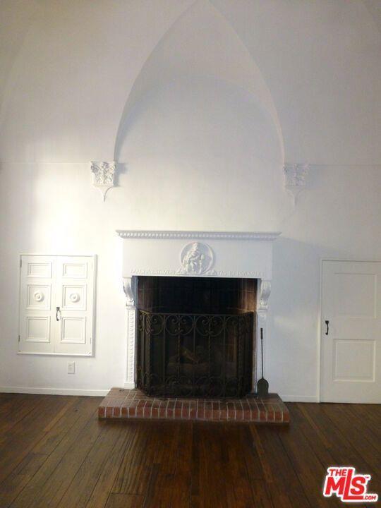 Building Photo - 1355 Laurel Ave