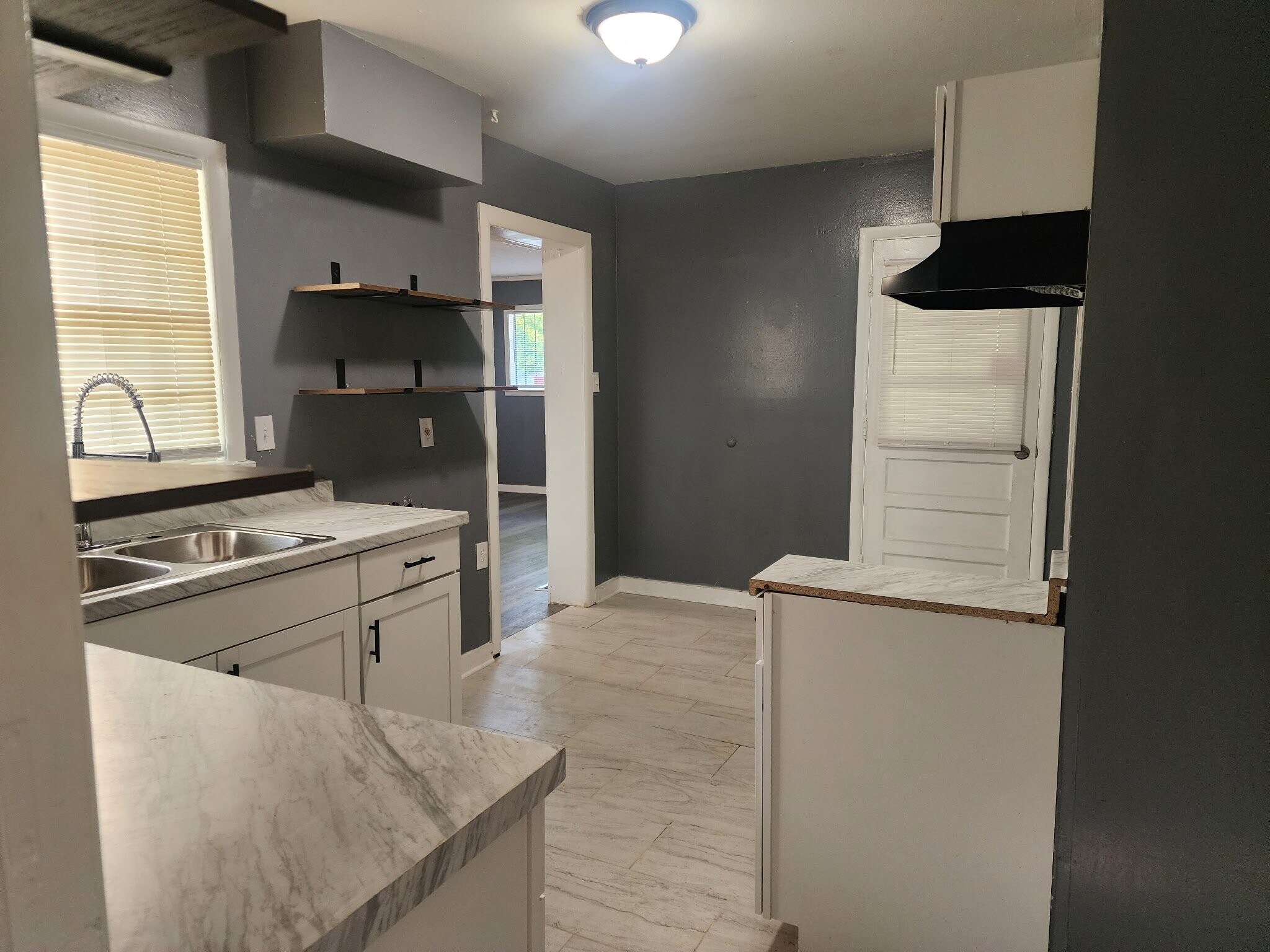 Building Photo - 3580 Gowan Dr