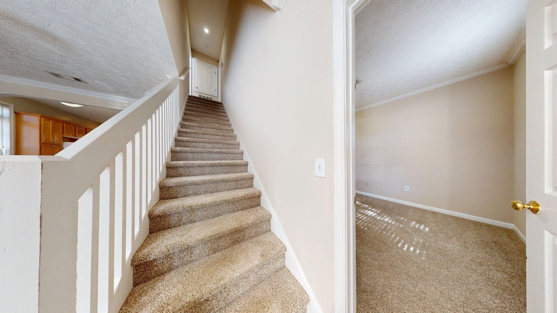 Building Photo - Spacious 3 Bedroom in Ross Park