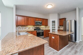 Building Photo - 6206 Lovage Ave