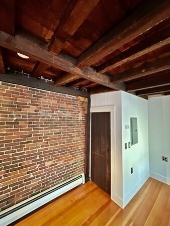 Building Photo - 20 Putnam St