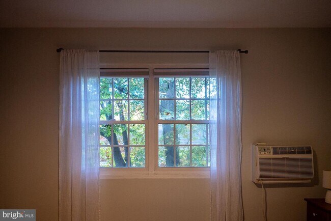 Building Photo - 3626 Gunston Rd