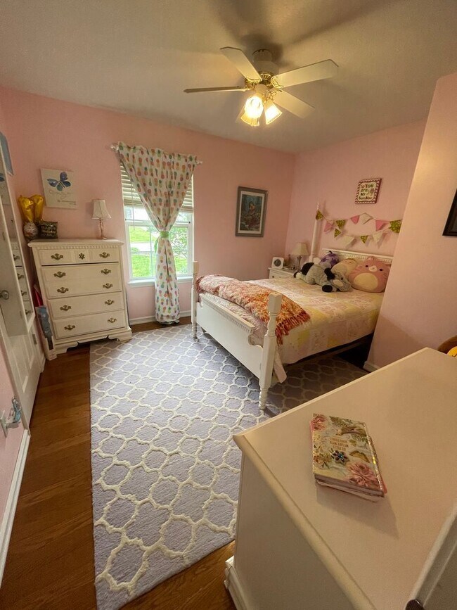 Building Photo - PRE-LEASING - Fully Furnished 6mo Short Term Rental in Ozark