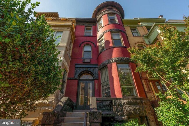 Primary Photo - 2117 N St NW