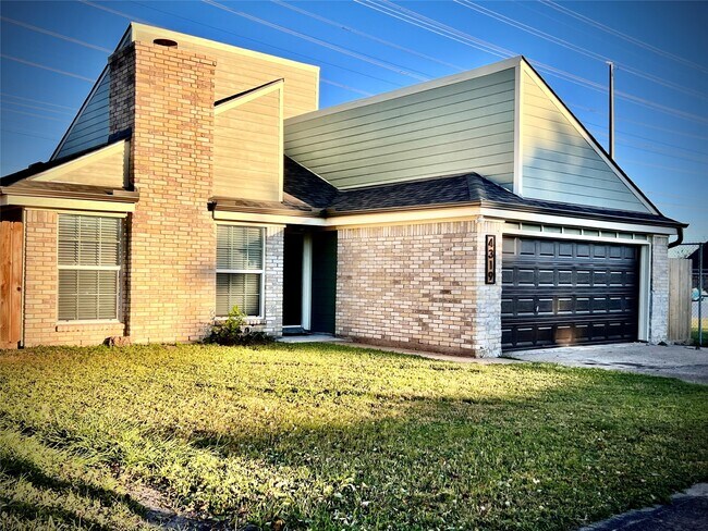 Building Photo - 4319 Baynard Dr