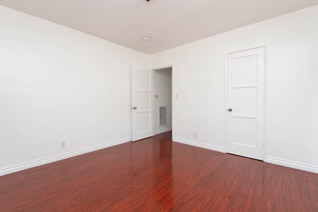 Bedroom - 11648 Chandler Blvd