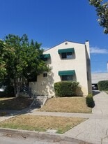 Building Photo - 947 S Sycamore Ave