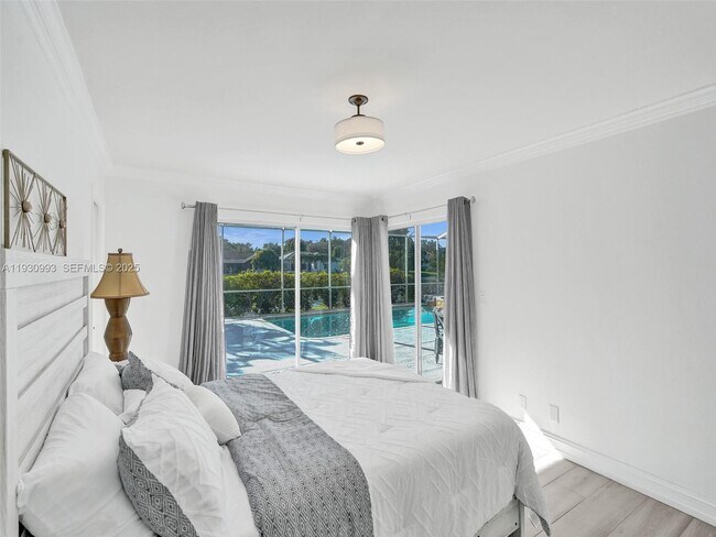 Building Photo - 4310 NW 63rd Ave