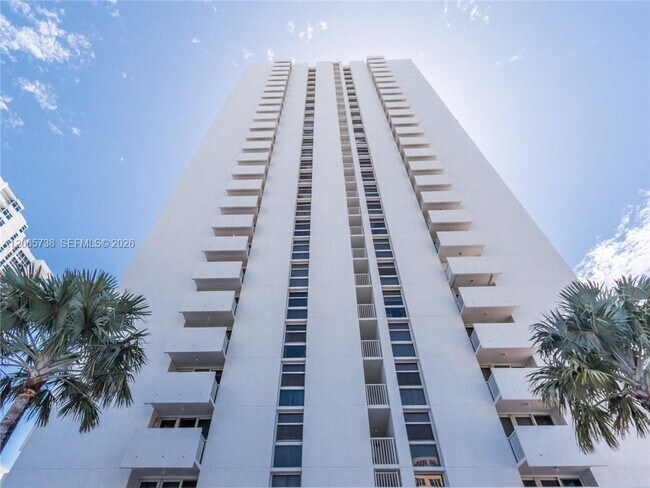 Building Photo - 1370 S Ocean Blvd