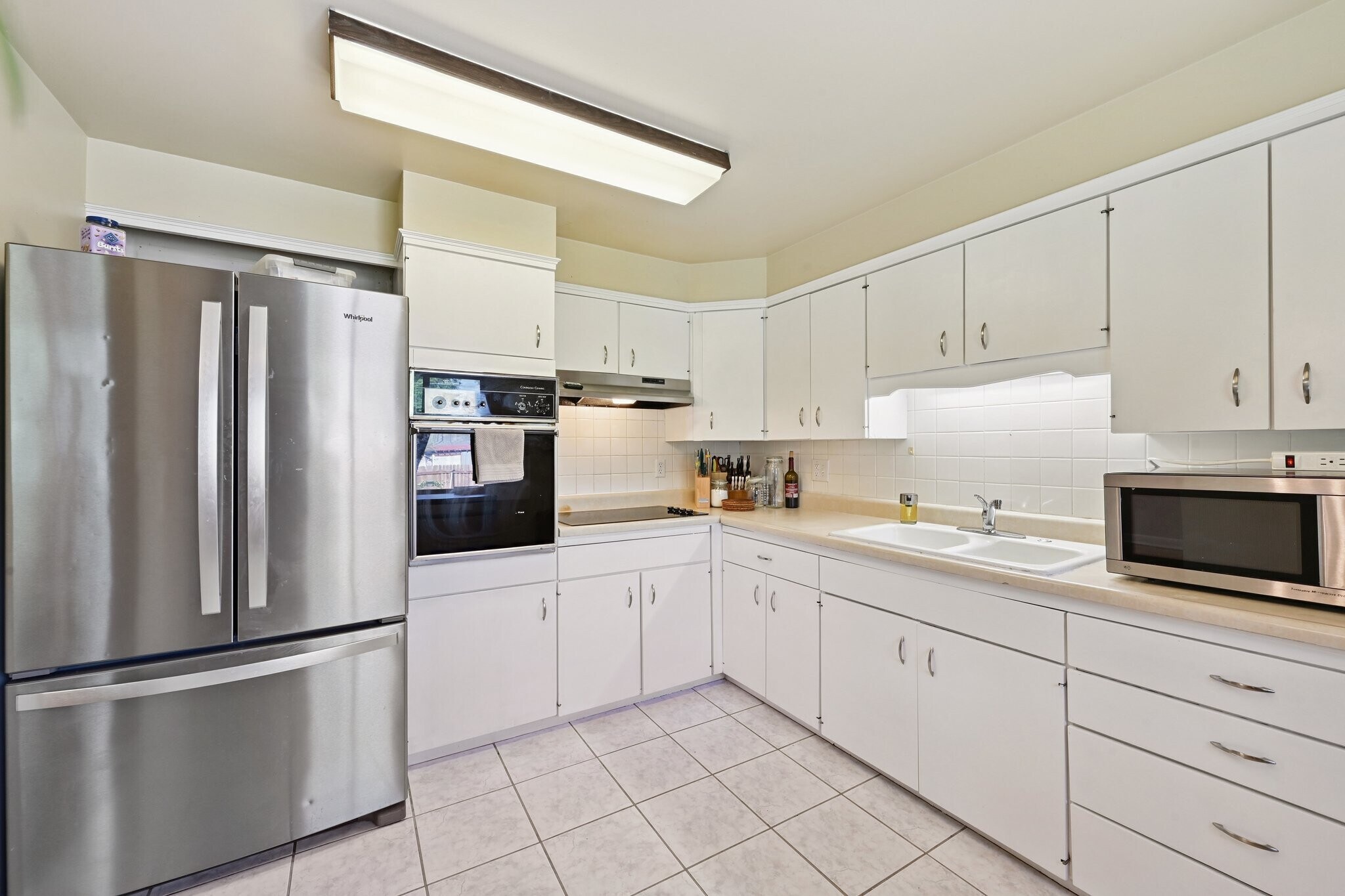 Building Photo - 8250 Chase Way