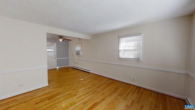 Building Photo - 1107 River Ct