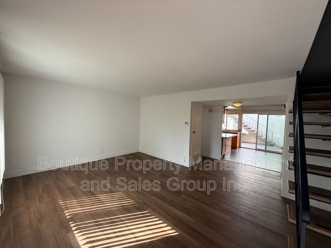 Building Photo - 11086 El Amarillo Ave