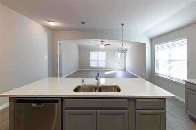Building Photo - 3004 Teak Dr