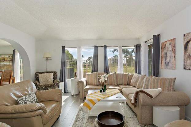 Primary Photo - 49336 Eisenhower Dr