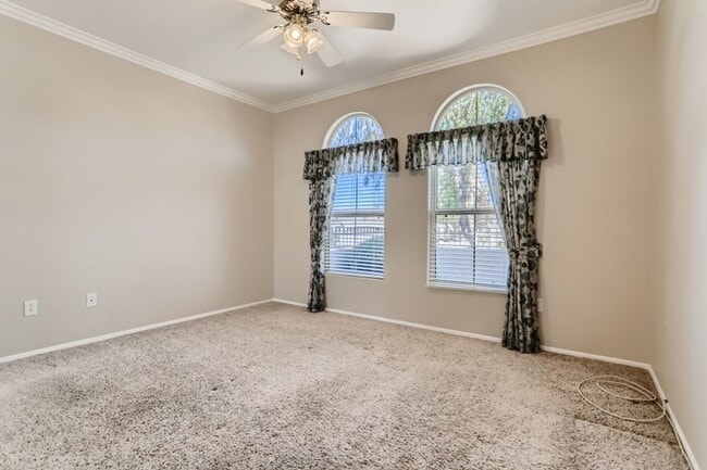 Building Photo - MONROE MODEL!  ALL APPLIANCES INCLUDED, FU...
