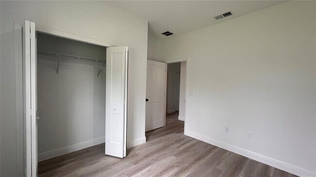 Building Photo - 3360 SW 129th Loop
