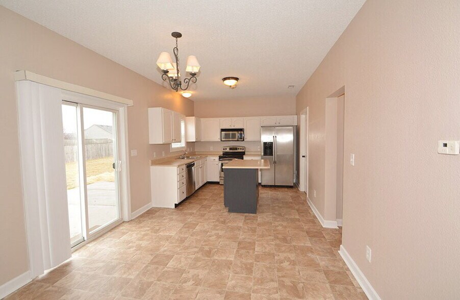 Building Photo - 19334 Sandbar Dr