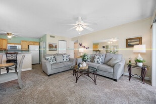 Building Photo - 3301 Crystal Ct E