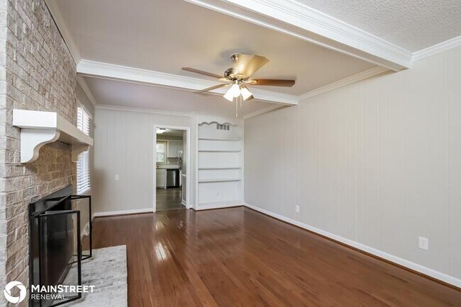 Building Photo - 23 HOLLY CREST CT, GREENSBORO, NC 27410