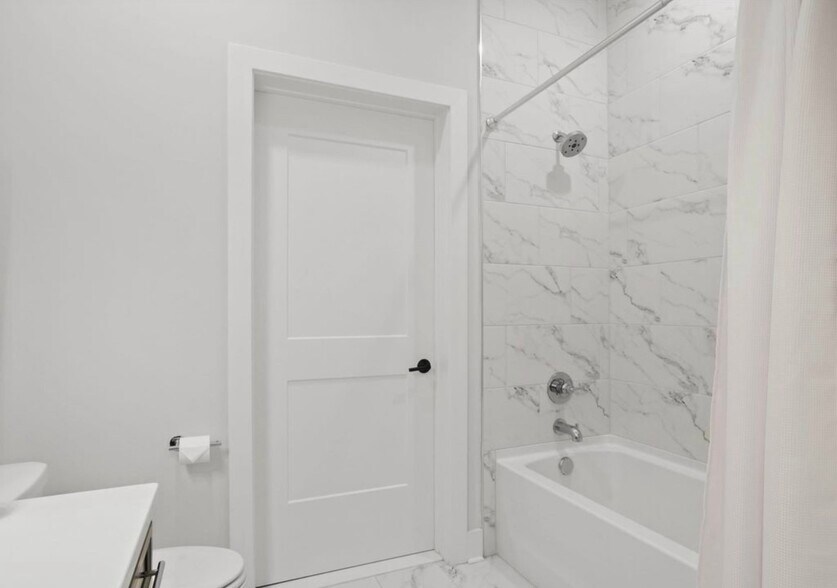 Building Photo - 44691 Wellfleet Dr