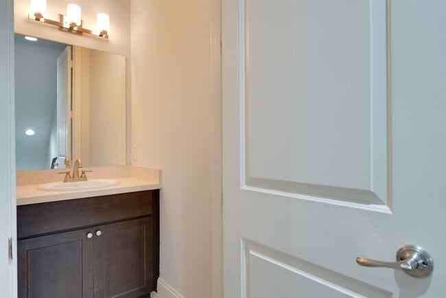 Building Photo - 4203 Feagan St