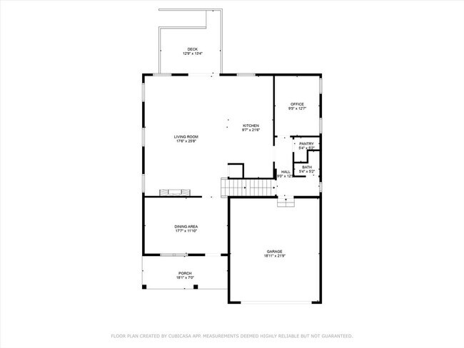 Building Photo - Like new Home!