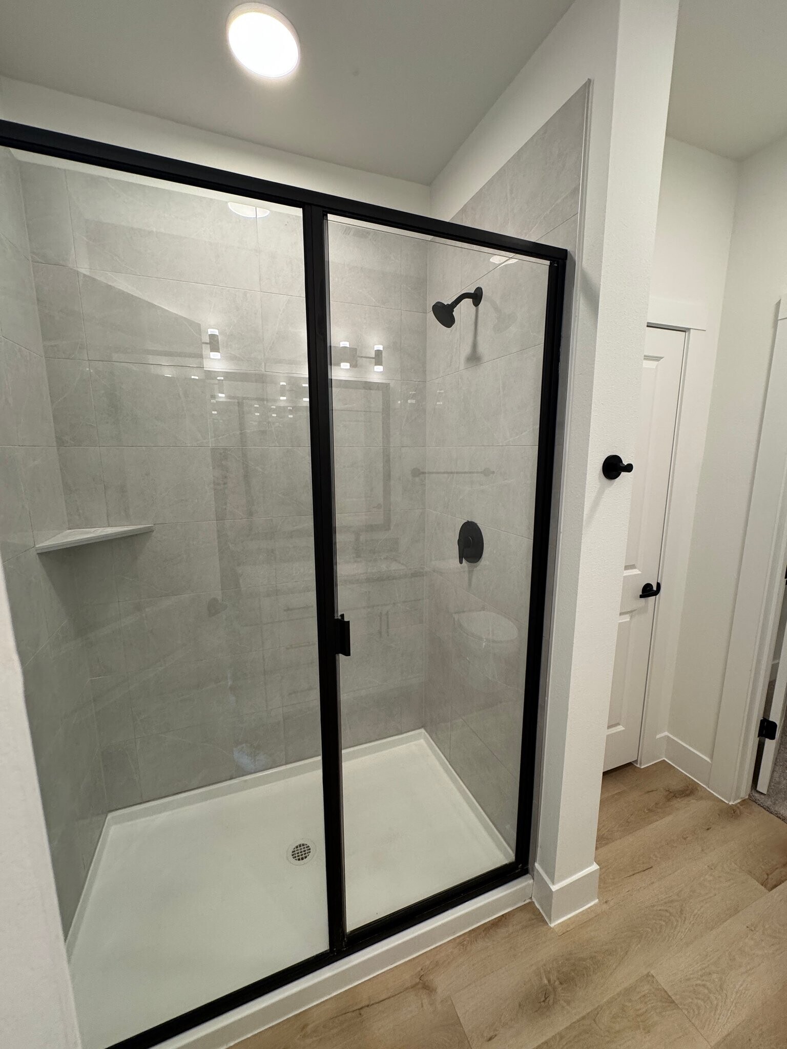 Building Photo - 2343 Portman Ave