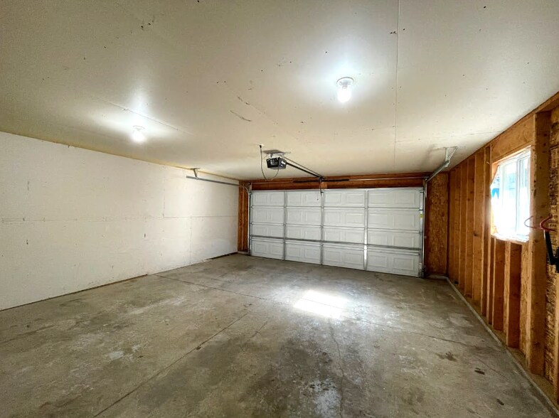 Building Photo - 3018 Timber Ter