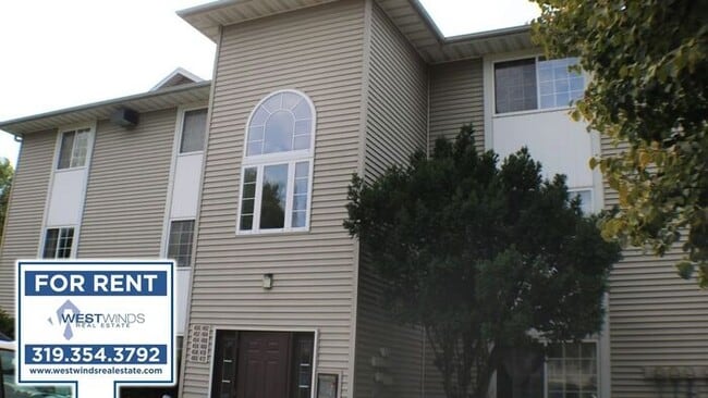 Building Photo - $ 1,095| 2 Bedroom, 1 Bathroom CONDO | PET...