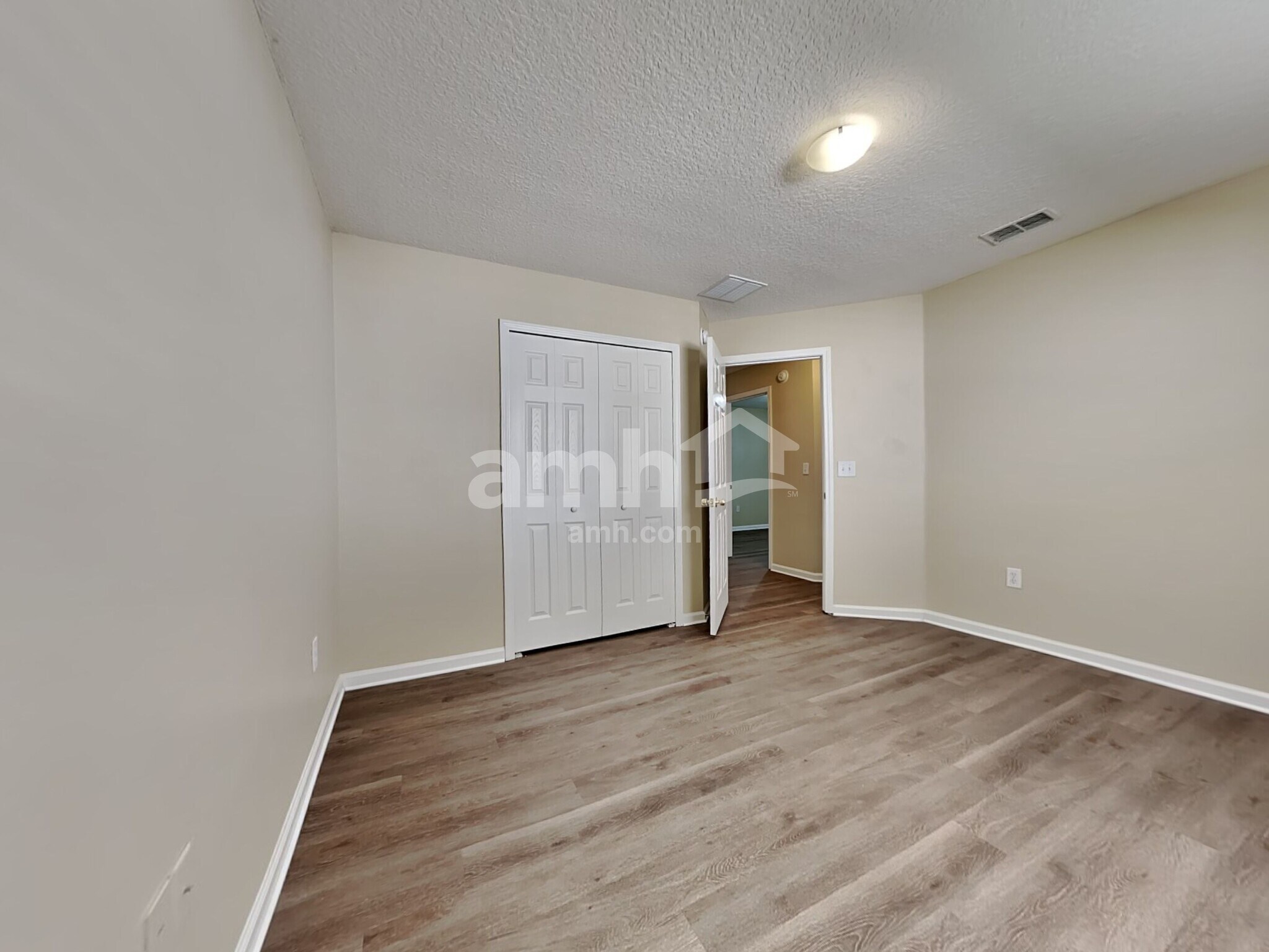 Building Photo - 809 Crystal Spring Way