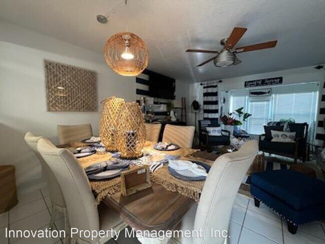 Building Photo - 2 br, 1 bath Apartment - 2 Bedroom 1 Bath ...