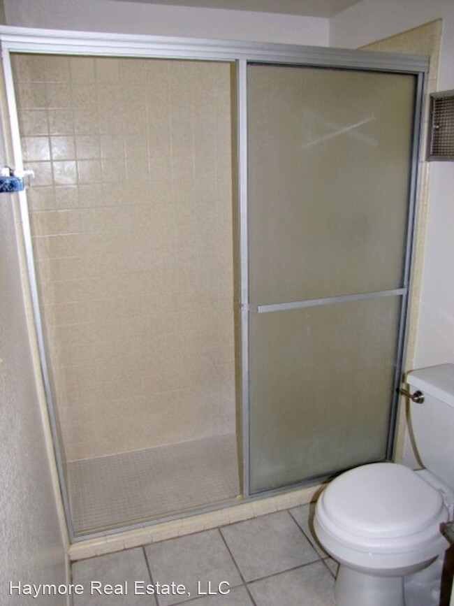 Building Photo - 2 br, 2 bath House - 1241 Carmelita Drive