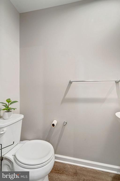 Building Photo - 205 Dalton Dr