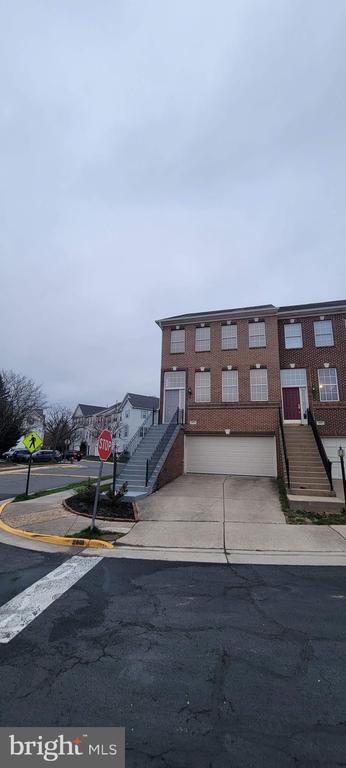 Building Photo - 2601 Tarleton Corner Dr