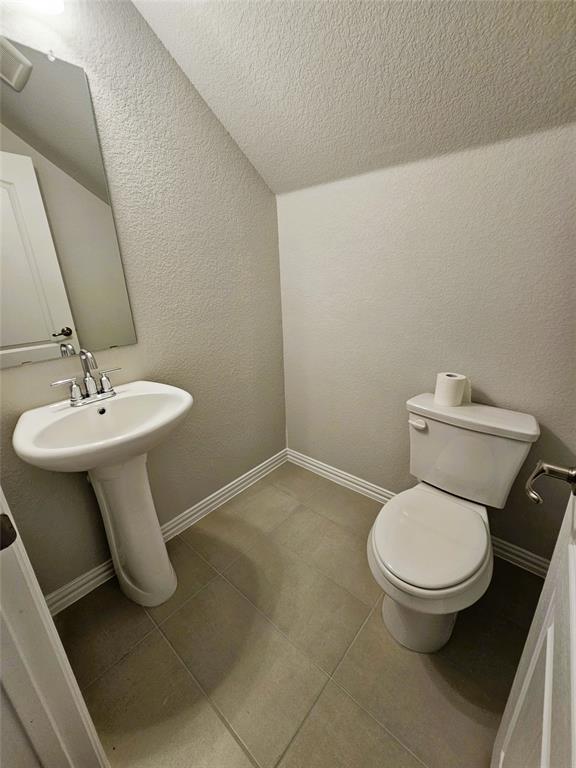 Building Photo - 104 Greinert Dr