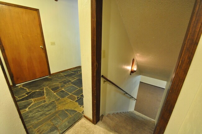 Building Photo - 23660 Ontario Dr