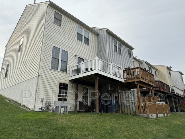 Building Photo - 12914 Woods View St