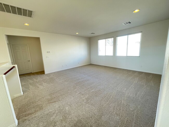 Building Photo - 12056 La Palmera Ave
