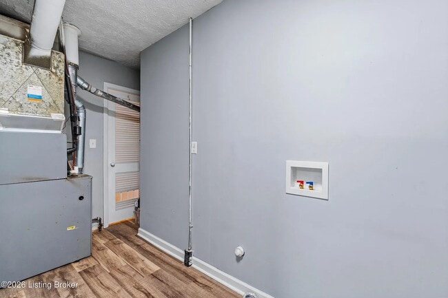 Building Photo - 1037 Kaiser Ct