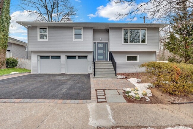 Building Photo - 33 Gaines St