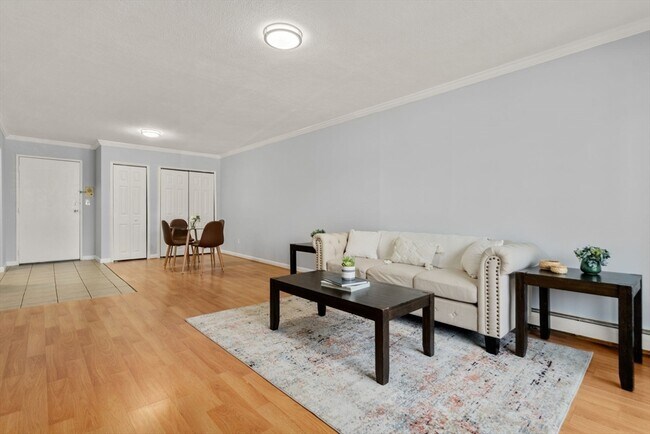 Building Photo - 110 Boston Post Rd E