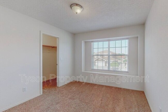 Building Photo - 8705 Silvercrest Ct NW