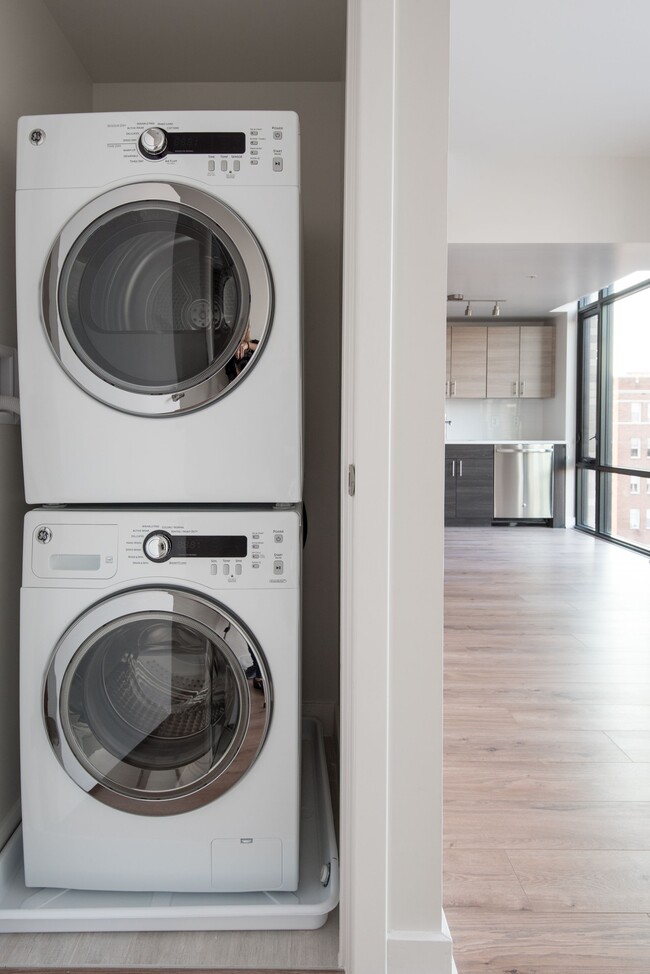 Interior with Washer Dryer - Berkshire 15