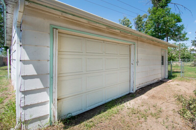Building Photo - 4290 S U.S. Hwy 85 87