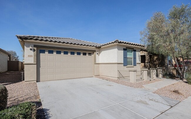 Building Photo - 5726 S 30th Gln