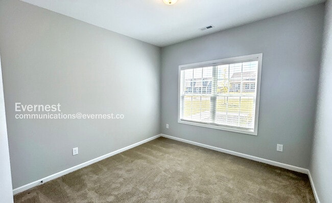 Building Photo - 1408 Pipeline Ave