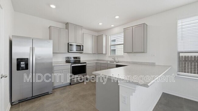 Building Photo - 10419 Salitrillo Bnd
